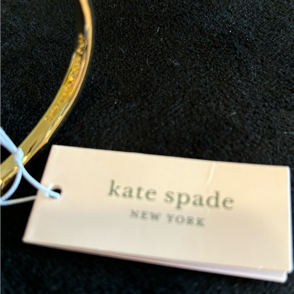 Kate Spade Daisy Bee Bracelet New - Picture 5 of 13